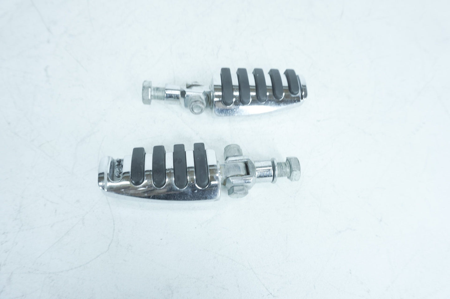 1999 - 2006 Harley-Davidson Touring Road King Classic Front Right Left Highway Foot Pegs