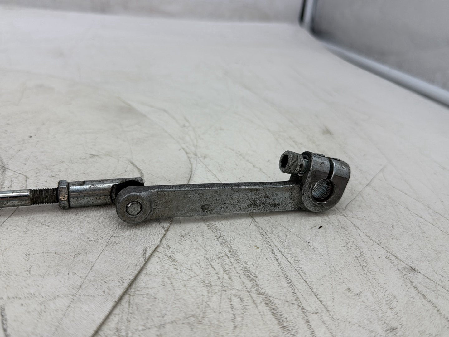 1998 Harley Touring FLHTCUI Electra Glide Ultra OEM Gear Shifter Lever w/ Rod linkage