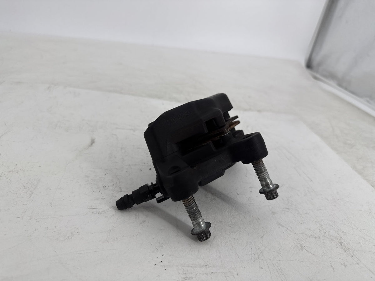 2013 Harley Street Glide Touring FLHX OEM Front Right 1 Brake Caliper