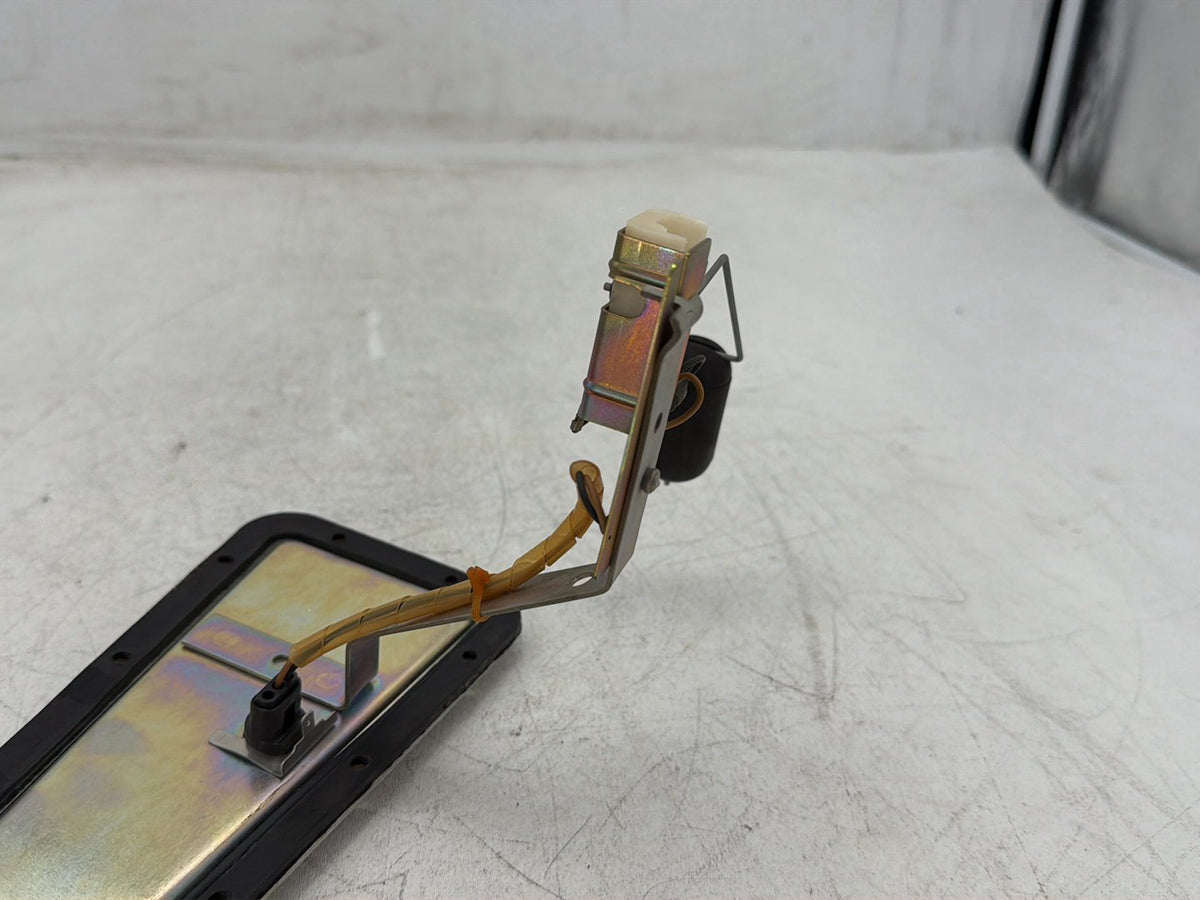 2003 Harley Softail Deuce FXSTD OEM Fuel Pump Gas Gasoline Petrol Sending CARB