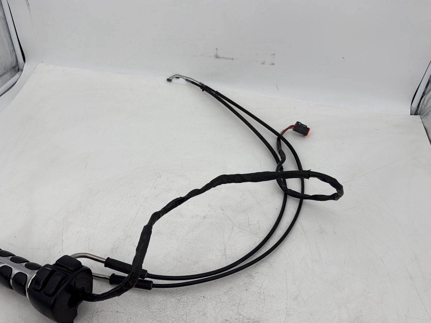 1999 - 2006 Harley-Davidson Dyna Super Glide Right Engine Start Kill Switches Controls 71589-96B
