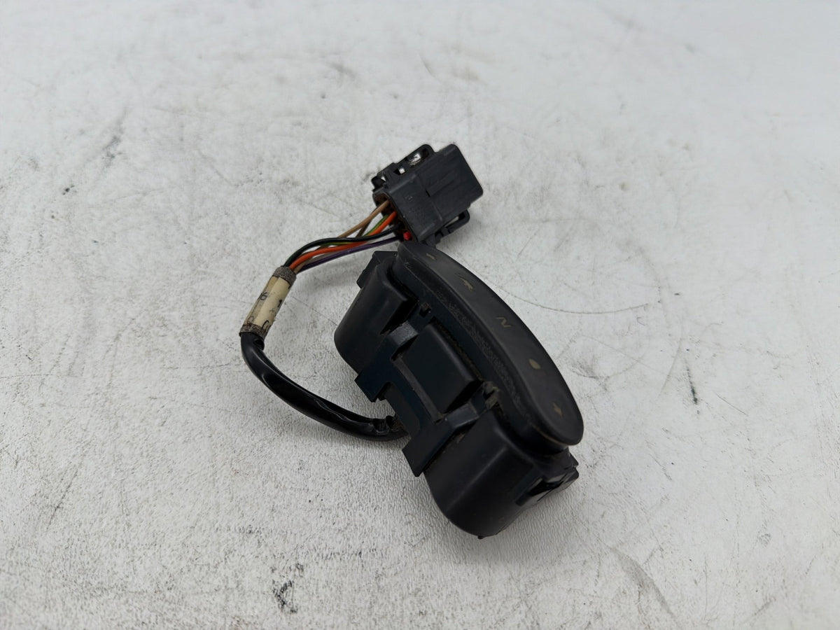 2006 Harley Road King Touring Custom OEM Dash Indicator Lamp Wire Plug In