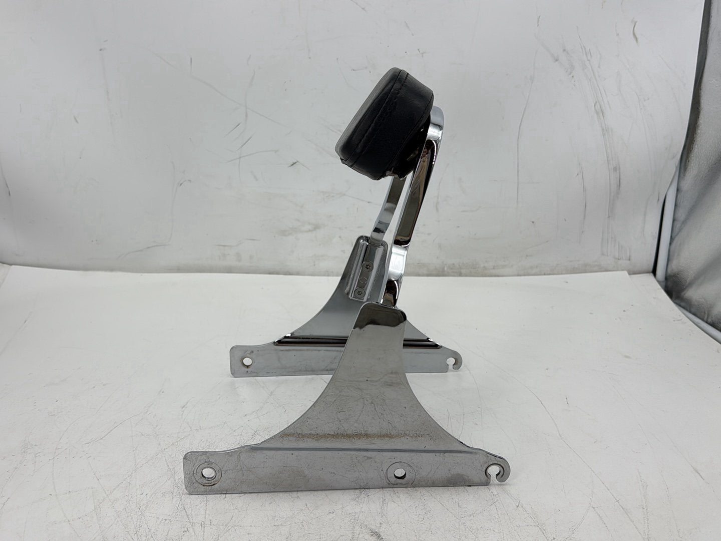1997 Harley Softail Fat Boy FLSTF OEM Rear Sissy Bar w/ Backrest Cushion Pad