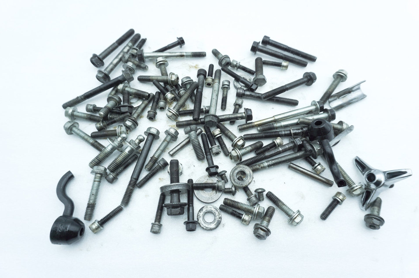 2007 - 2011 Harley-Davidson Touring Street Glide Engine Motor Hardware Bolts Brackets Bushing