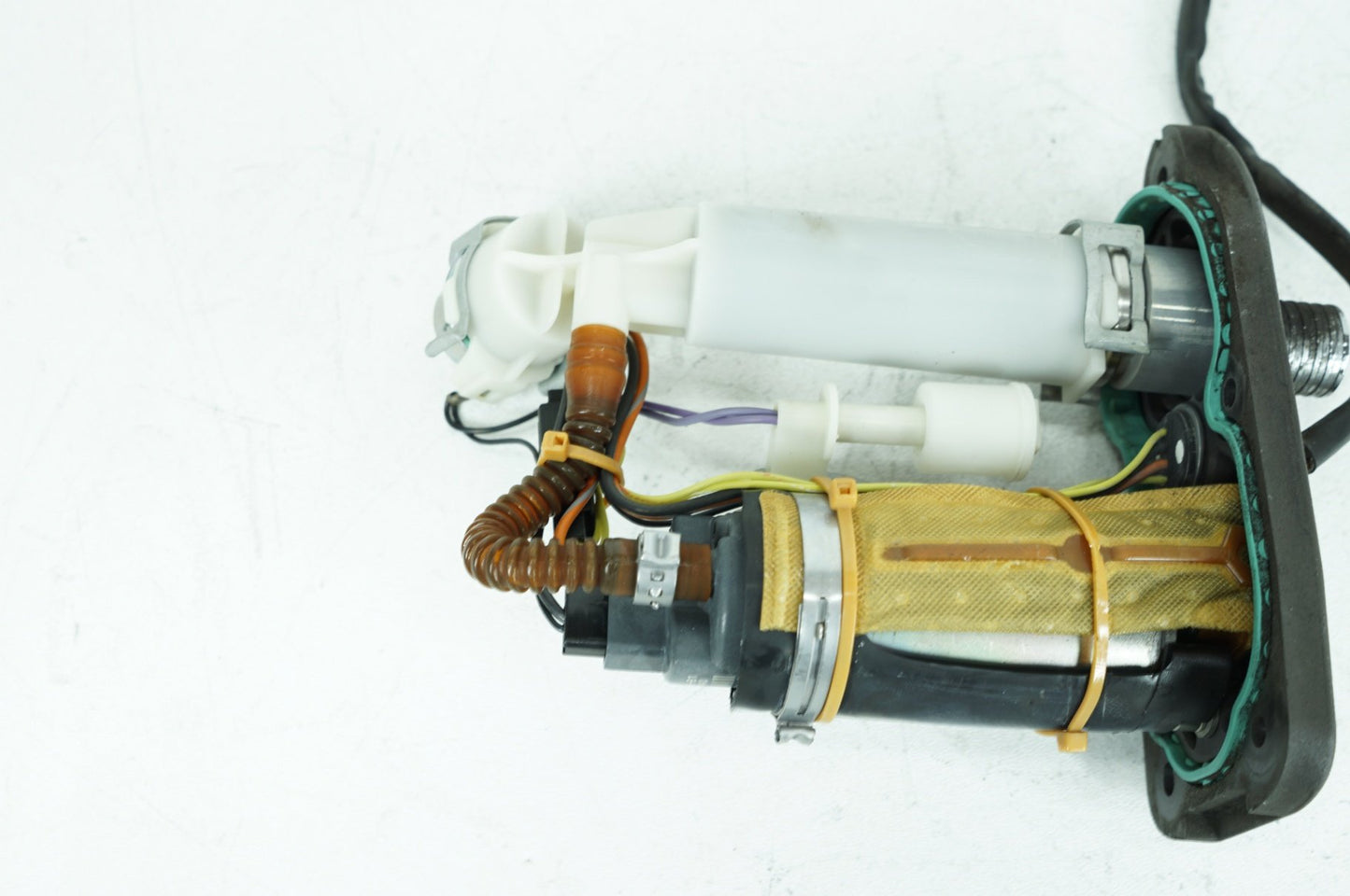 2004 - 2013 Harley-Davidson Sportster Custom Fuel Pump Gas Gasoline Petrol Sending 75305-07