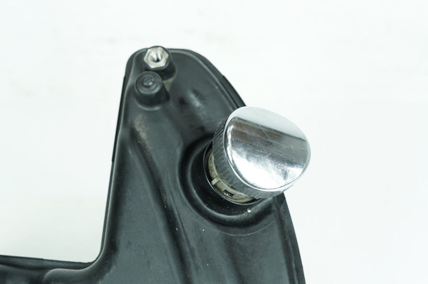 2004 - 2013 Harley-Davidson Sportster Low Oil Tank Reservoir Bottle Canister & Dipstick 62888-04