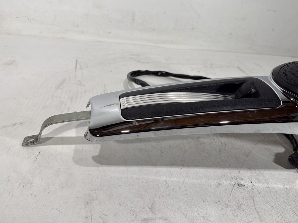 2013 Harley Electra Glide Touring Ultra OEM Fuel Gas Tank Dash Console NOKey
