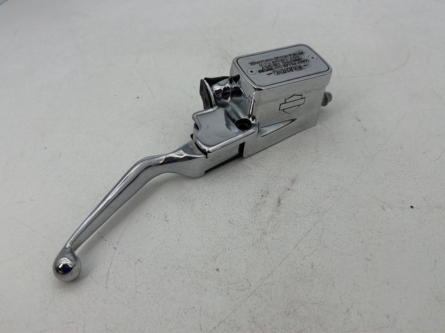 1984 - 1998 Harley-Davidson Touring Electra Glide Classic Front Right Brake Lever Master Cylinder 45013-93A