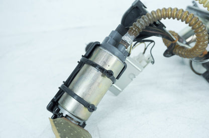 2007 - 2011 Harley-Davidson Touring CVO Electra Screamin Eagle Fuel Pump Gas Gasoline Petrol Sending 75126-06A