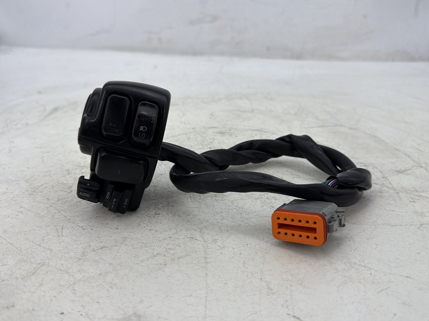 1998 Harley Touring FLHTCUI Electra Glide Ultra OEM Left Turn Signal Headlight Switches Controls
