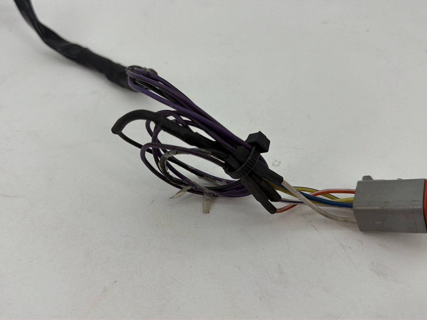 1999 - 2006 Harley-Davidson Touring Road King Left Turn Signal Headlight Switches Controls  	71685-06A