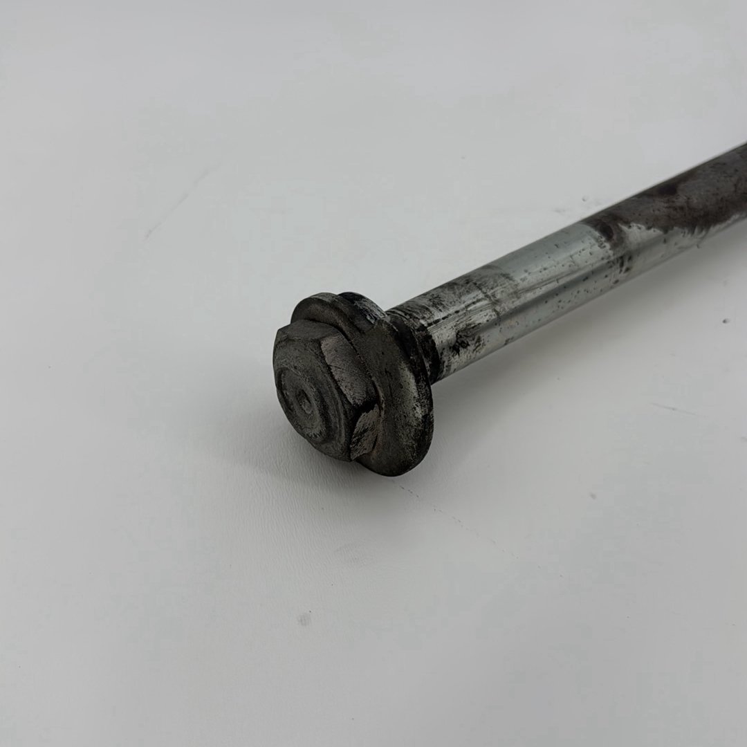 2008 - 2016 Harley-Davidson Touring Street Glide Rear Wheel Axle Bolt Shaft   41056-09