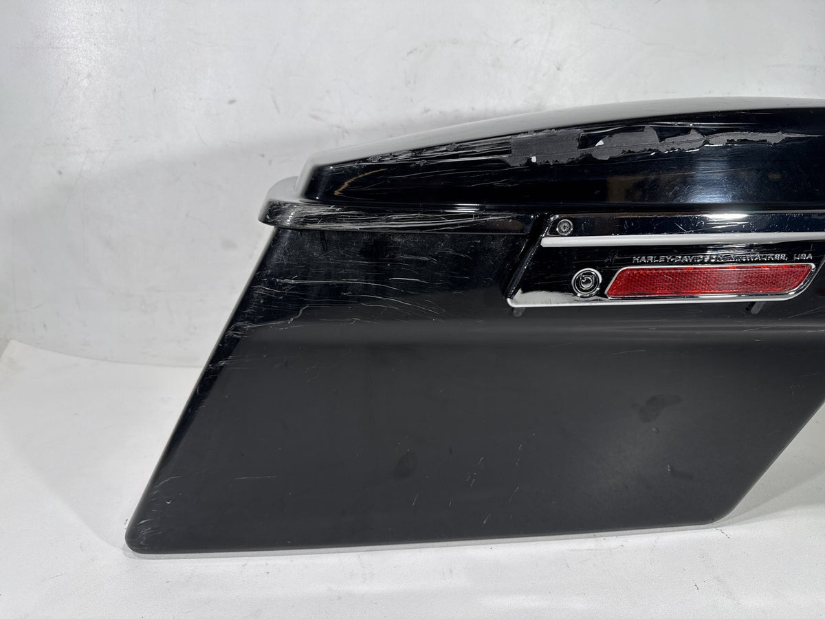 2004 Harley Road King Touring Classic OEM Right 1 Saddlebag Luggage NO Key