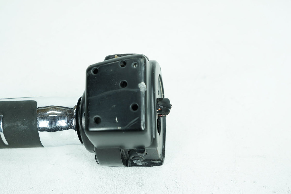 13 Harley Touring Street Glide OEM Left Turn Signal Headlight Switches Controls