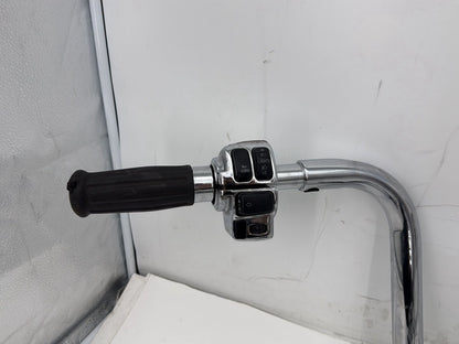 2011 Harley Road King Touring Classic Handlebars Left Right Switches Controls