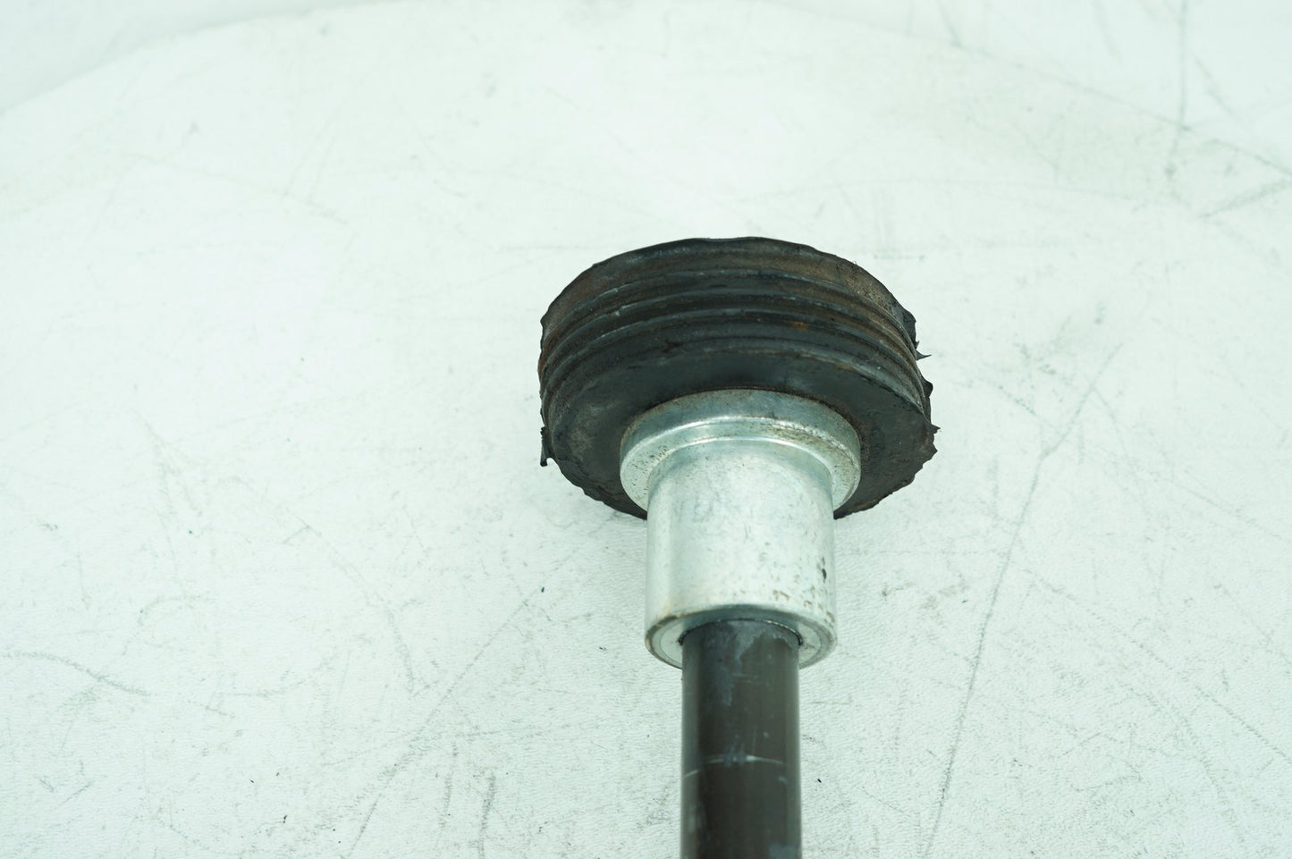 2007 - 2012 Harley-Davidson Touring Electra Glide Classic Rear Fork Swingarm Pivot Bolt Shaft 47505-02