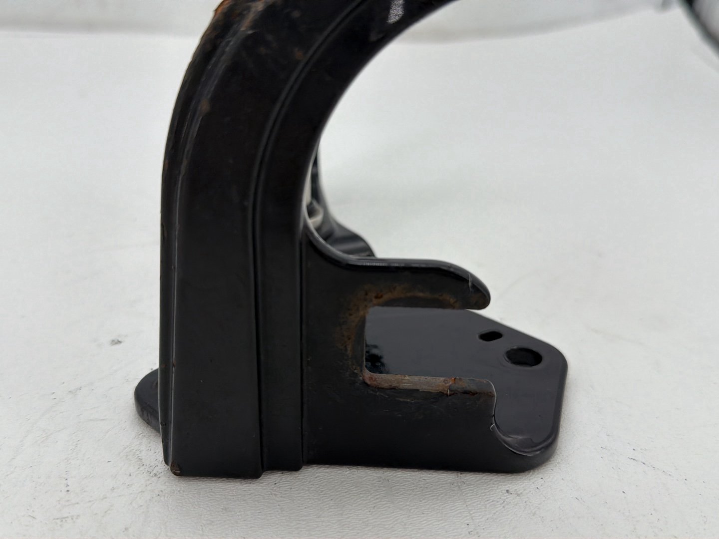 2011 Harley Heritage Softail Classic FLSTC OEM Right 1 Footboard Mount Bracket