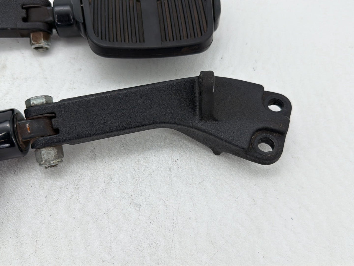 2007 Harley Dyna Street Bob FXDBI OEM Passenger Left & Right Foot Pegs