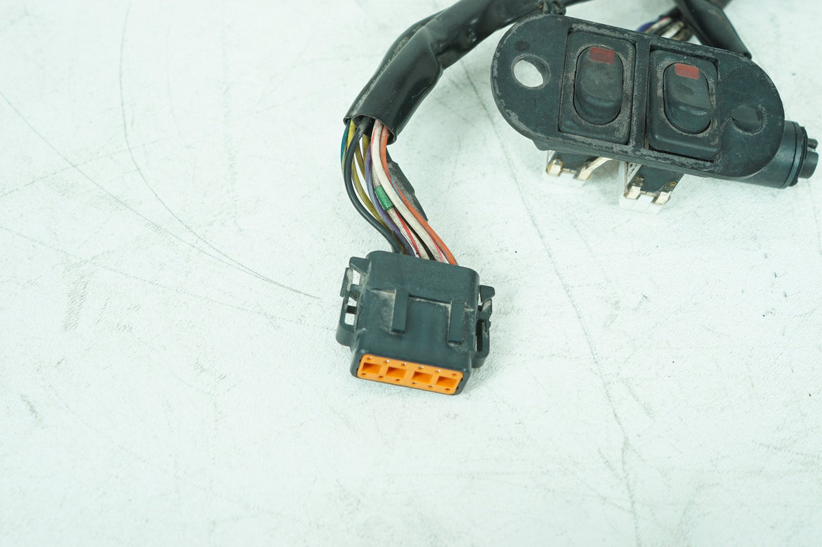 1999 - 2006 Harley-Davidson Touring Electra Glide Classic  Inner Fairing Wire Wiring Harness Switch 71535-96
