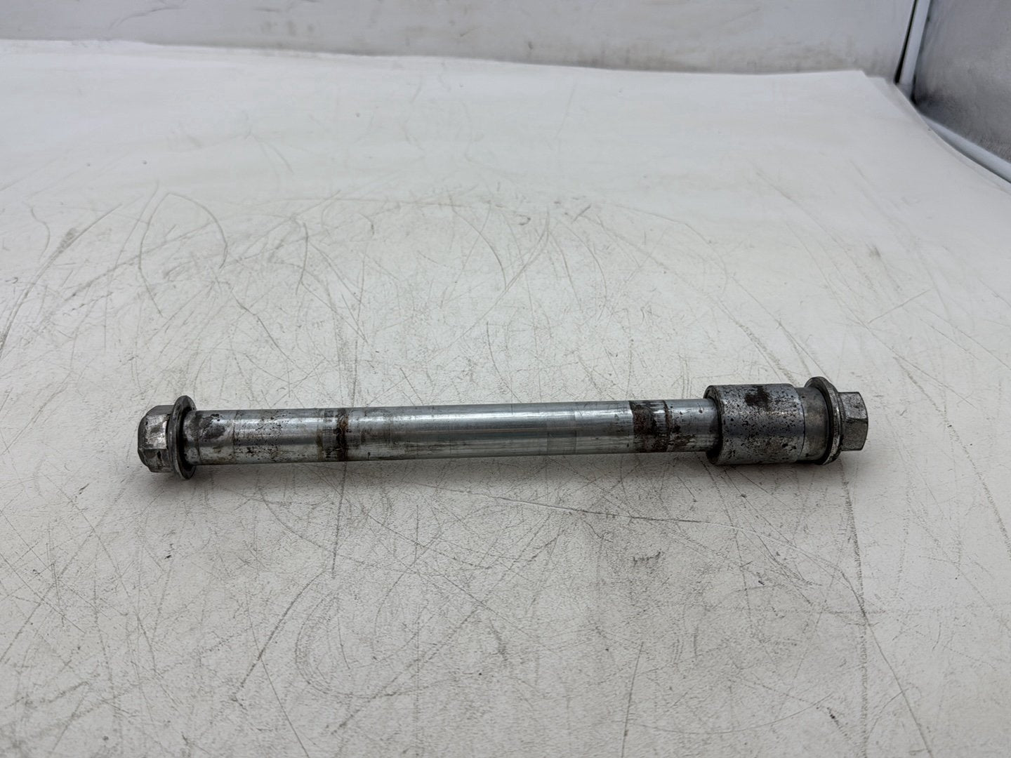 2006 Harley Sportster XL883L 883 Low OEM Rear Wheel Axle Bolt Shaft 41176-05