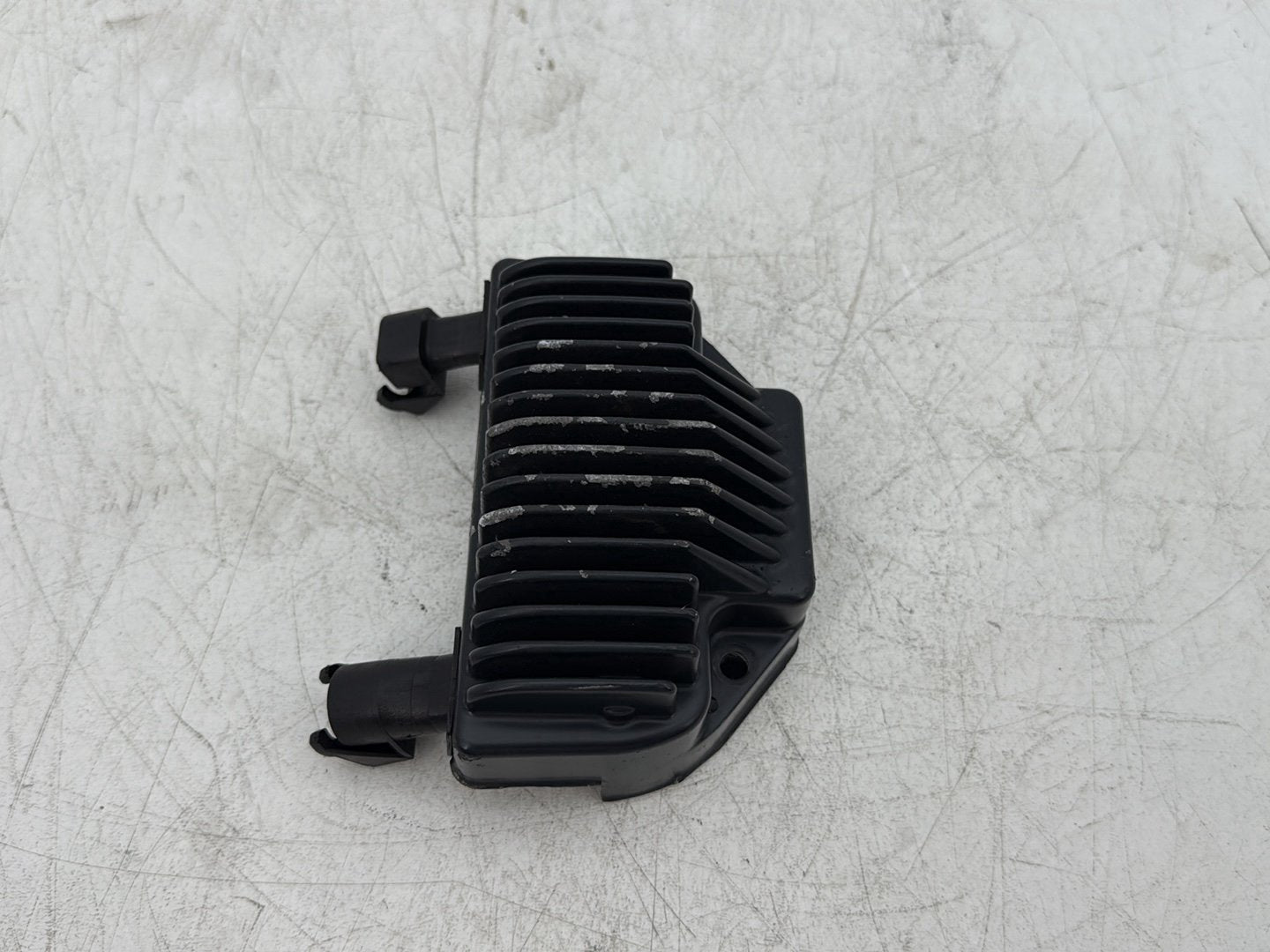 2008 Harley Dyna FXDL Low Rider Anniversary OEM Voltage Regulator Rectifier