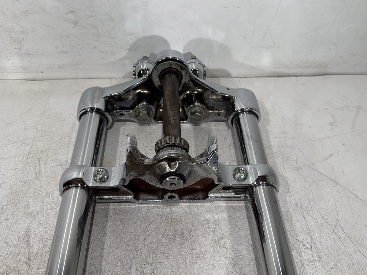 2003 Harley Softail Deuce FXSTD Front Triple Tree Set & LH RH Fork Legs Sliders