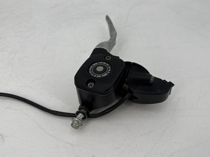 1999 - 2006 Harley-Davidson Touring Electra Glide Classic Front Right Brake Lever Master Cylinder 45013-96D