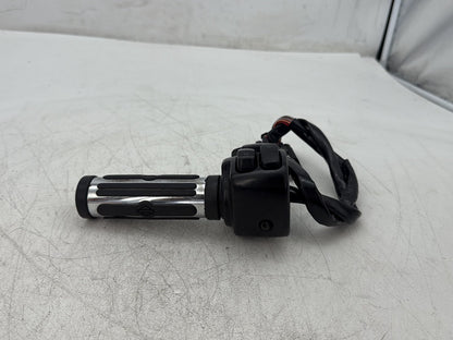 2013 Harley Electra Glide Touring Ultra FLHTCUI OEM Right Engine Start Kill Switches Controls