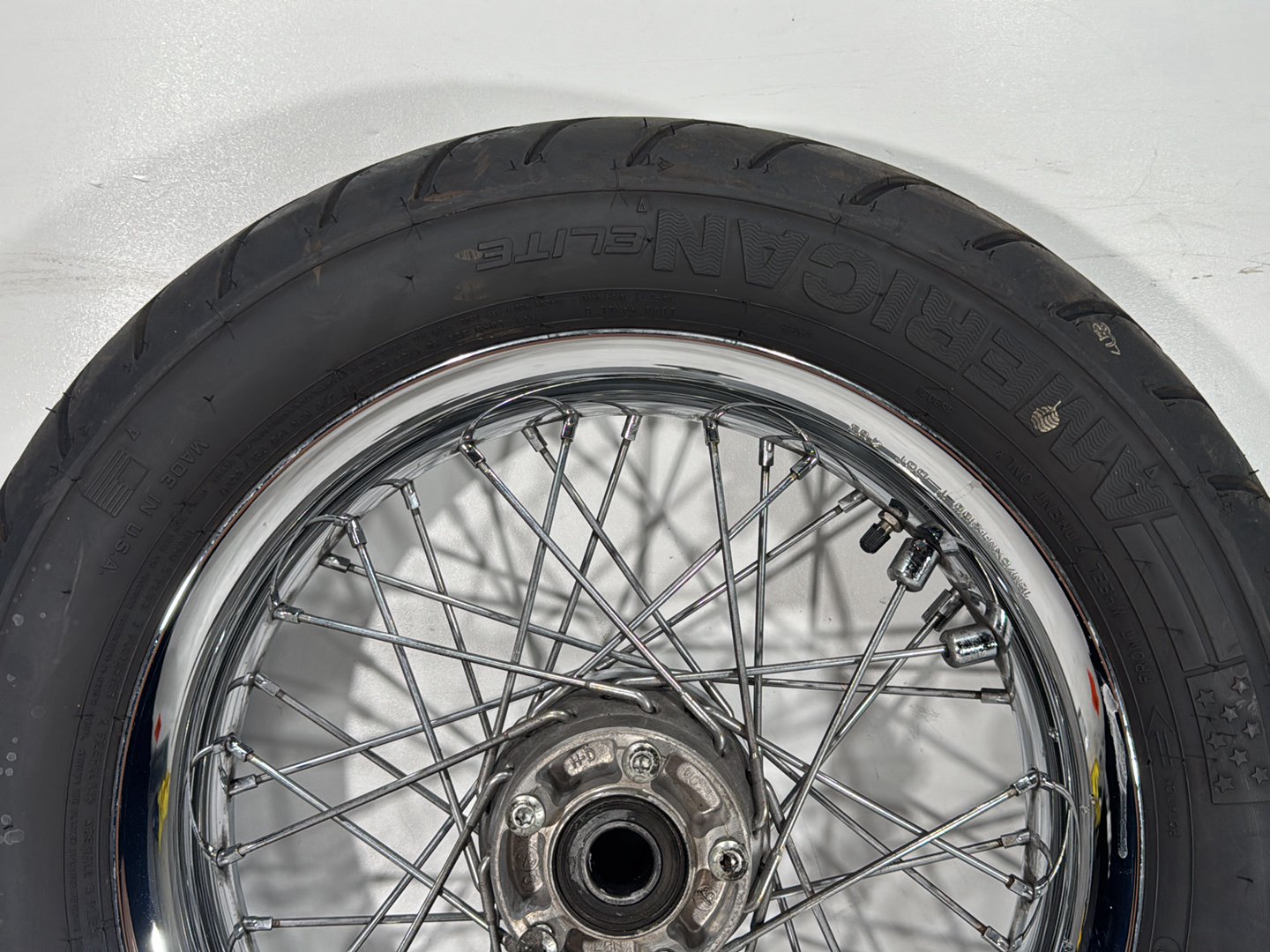 2005 Harley Electra Glide Touring Ultra FLHTCUI OEM Front Wheel Rim Tire Spoked