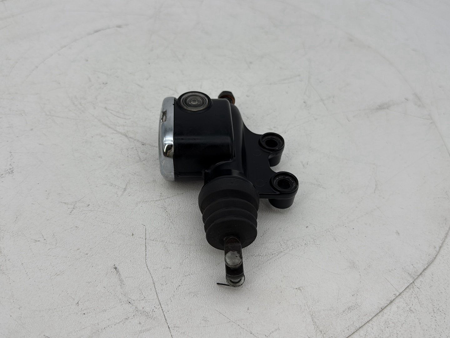 2007 - 2012 Harley-Davidson Touring Electra Glide Ultra Rear Brake Master Cylinder Reservoir 	41763-08