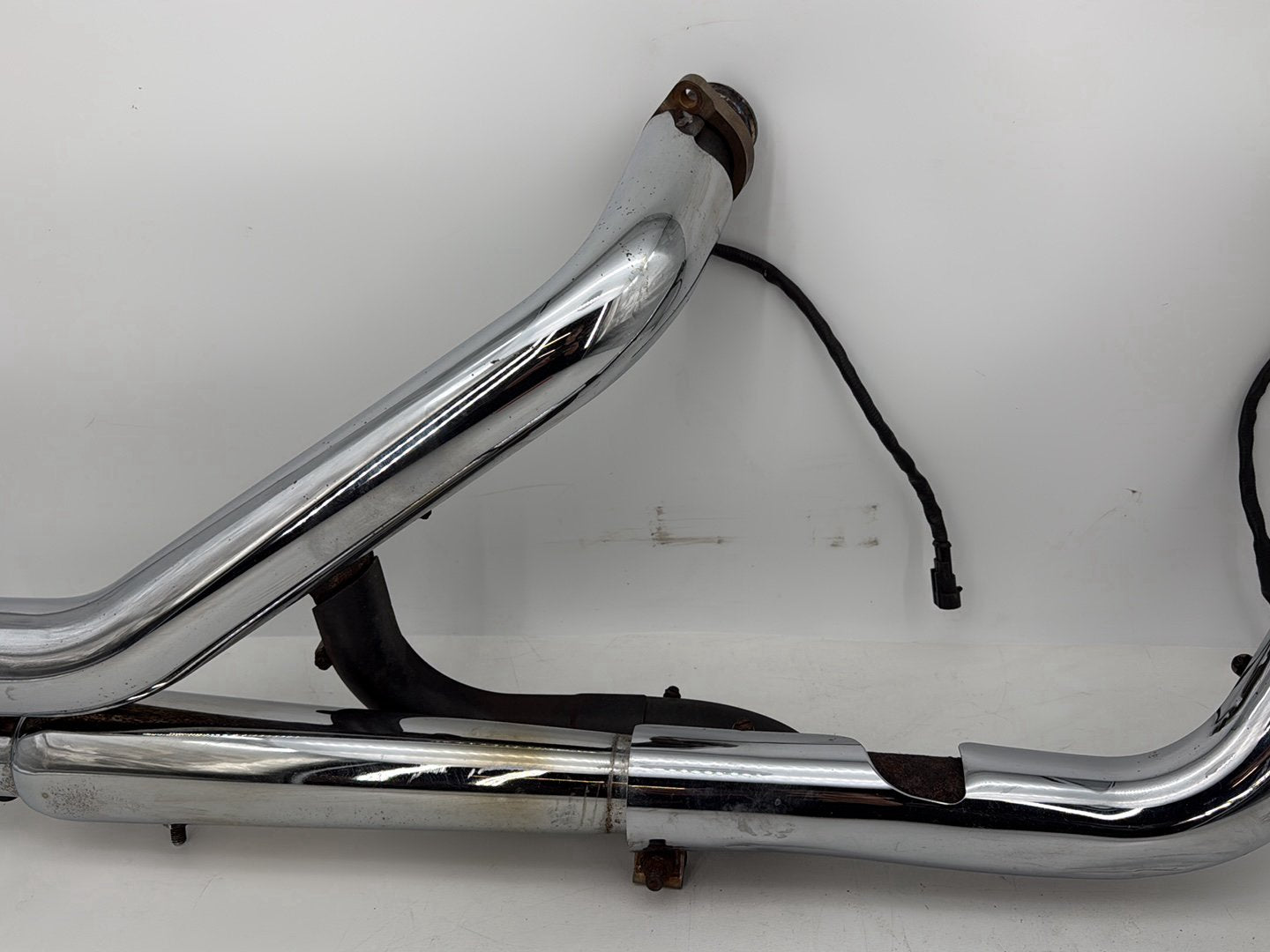 1999 - 2006 Harley-Davidson Dyna Super Glide Exhaust Header Pipes Muffler 65631-06