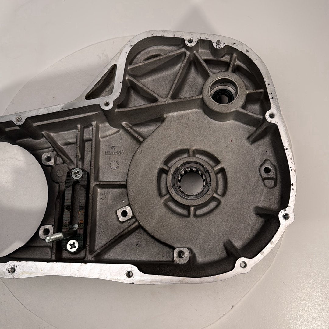1984 - 1998 Harley-Davidson Touring Road King Police Inner Primary Clutch Cover 60677-94A