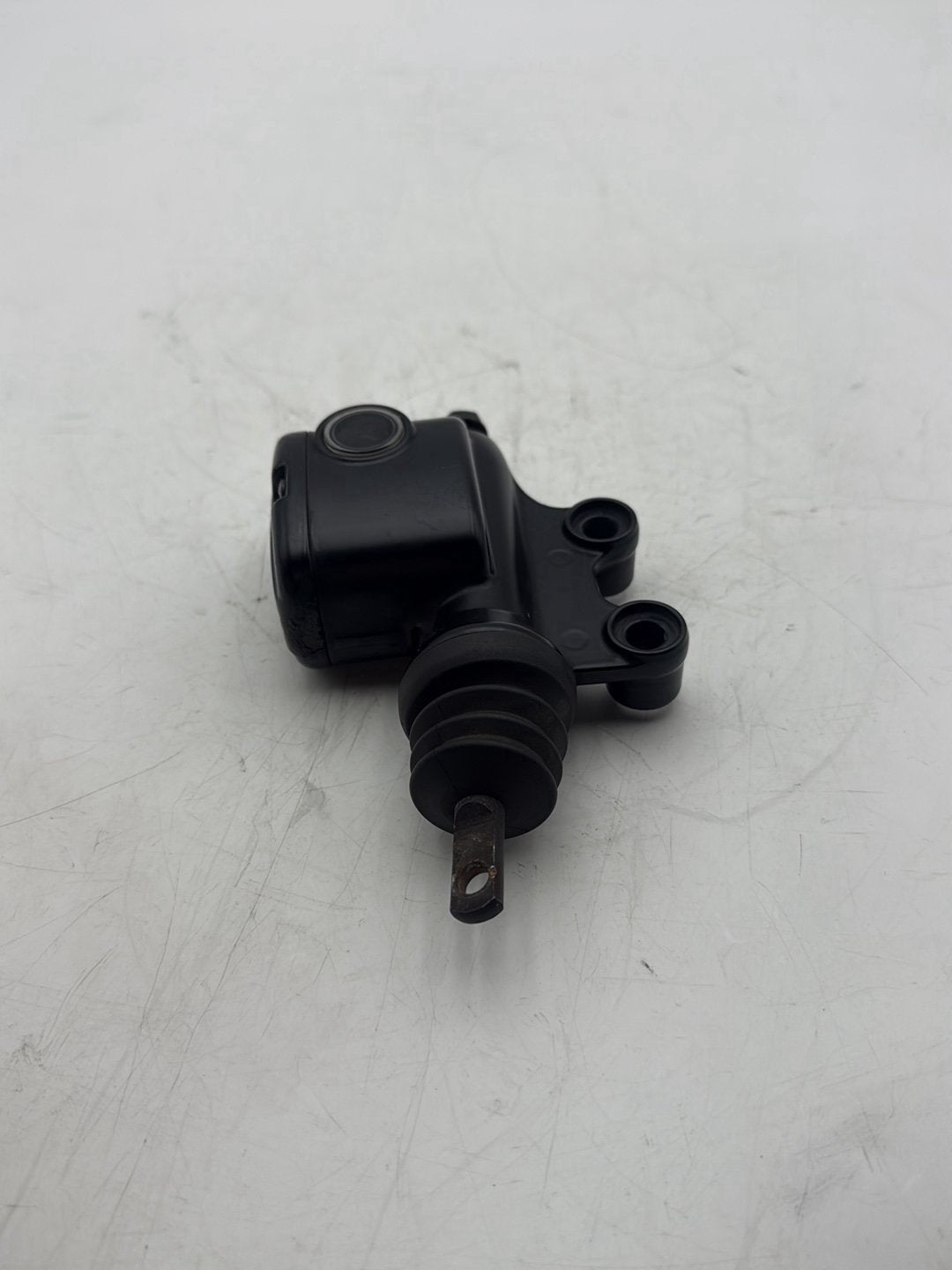 2007 - 2012 Harley-Davidson Touring Electra Glide Classic Rear Brake Master Cylinder Reservoir 41763-08