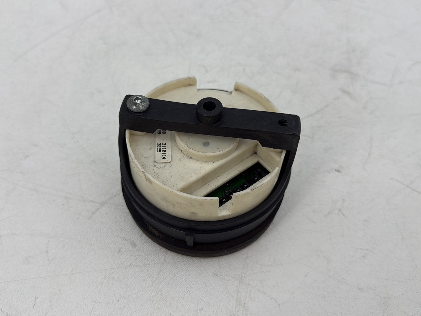 1999 - 2006 Harley-Davidson Touring Electra Glide Tachometer Tacho Gauge Instrument Cluster 67348-00