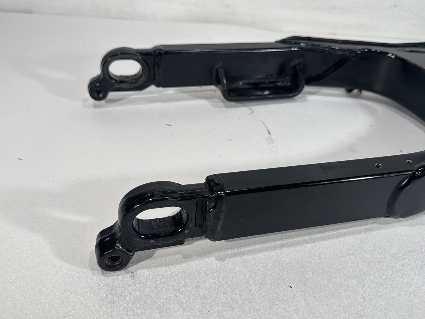 2007 Harley Street Glide Touring FLHX OEM Rear Fork Swingarm Swing Arm