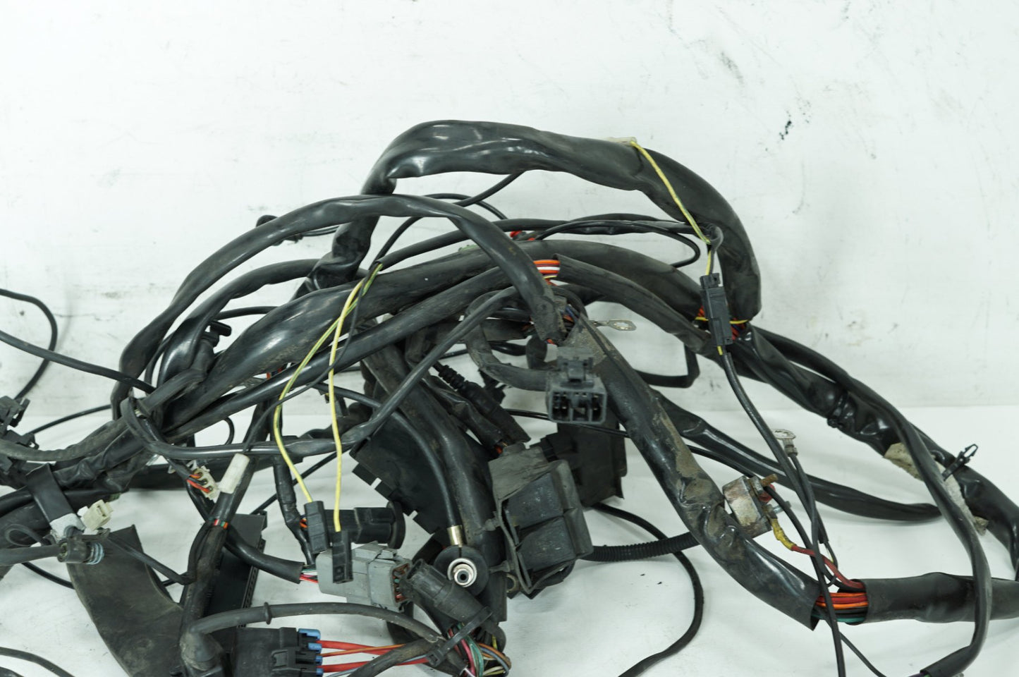1984 - 1998 Harley-Davidson Touring Electra Glide Ultra Main Wire Wiring Harness Loom  	70985-97