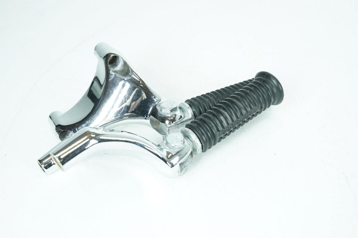 2007 Harley-Davidson Sportster XL883 Foot Pegs Left & Right 49314-04