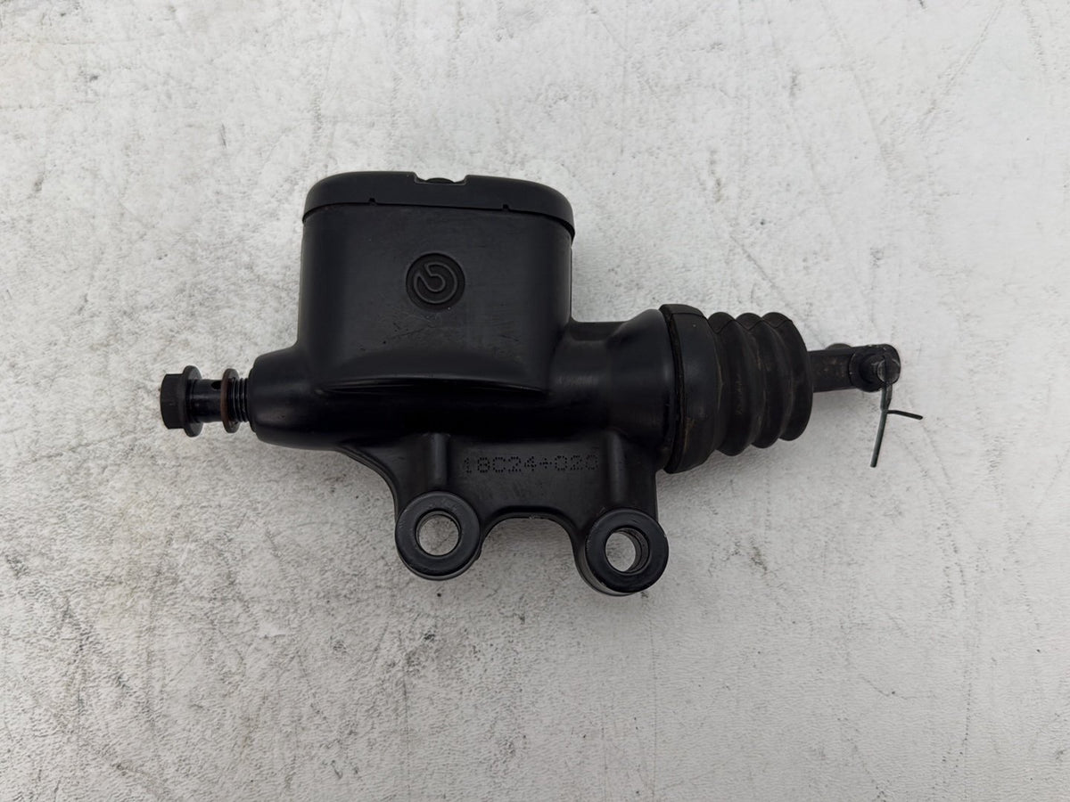 2018 Harley Electra Glide Touring Ultra OEM Rear Brake Master Cylinder Reservoir