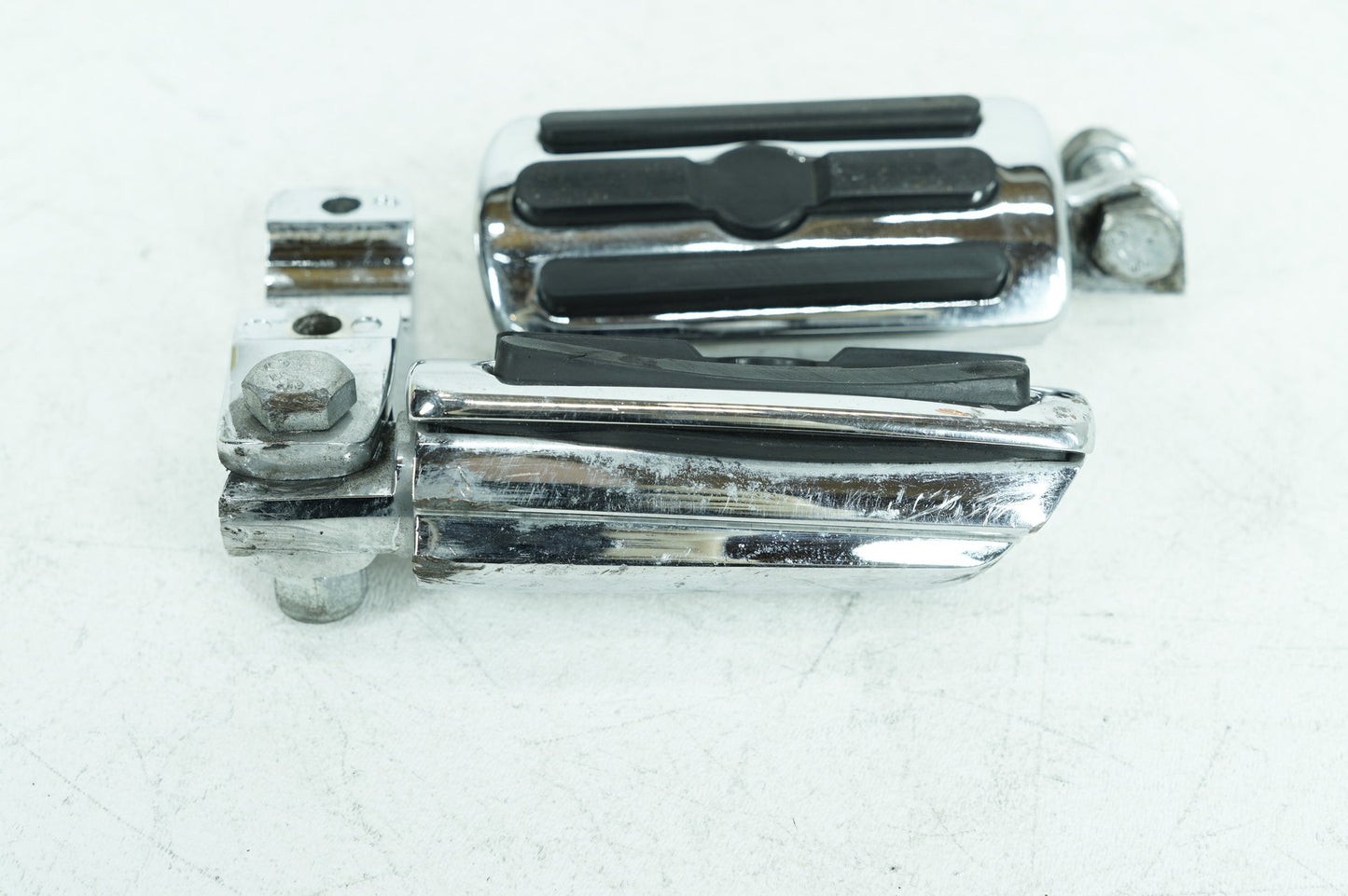 2007 - 2011 Harley-Davidson Touring Street Glide Front Right Left Highway Foot Pegs KK210308-E-DE