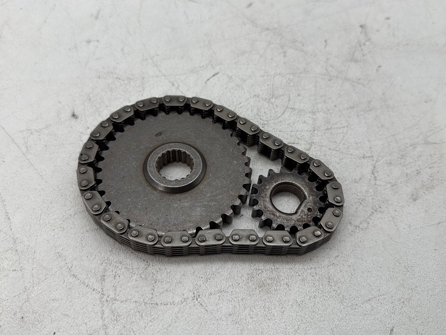 2006 Harley Touring FLHTCI Electra Glide Classic OEM Engine Motor Lower Timing Chain Guide