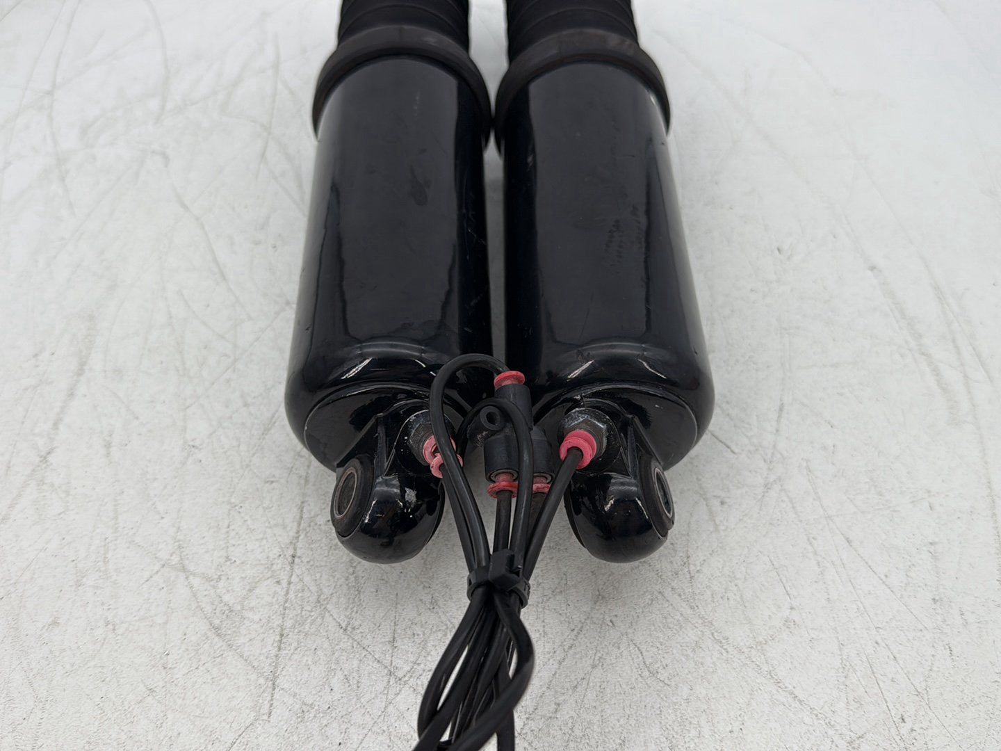 2000 Harley Touring Electra Glide Ultra OEM Rear Left Right Shock Absorbers 13"