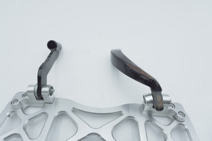 1999 - 2006 Harley-Davidson Touring Electra Glide Right Driver 1 Floorboard Foot Rest Aftermarket MX Style Wide Billet