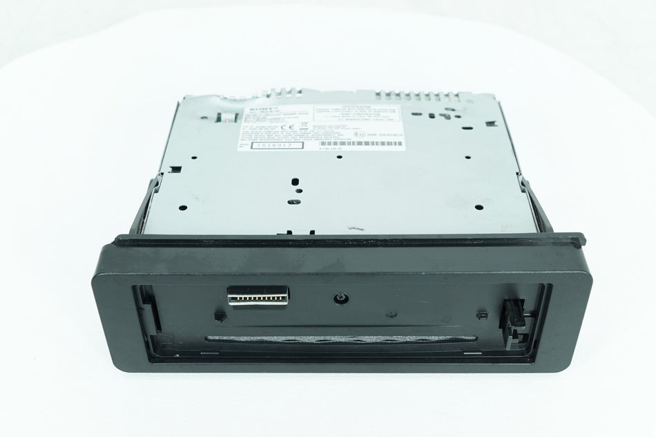 2010 Harley-Davidson Touring Electra Ultra FLHTCU MEX-M72BT CD Changer Radio
