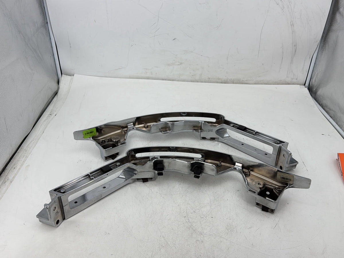 2017 Harley Road Glide Touring OEM Left Right Saddlebag Fender Struts Brackets