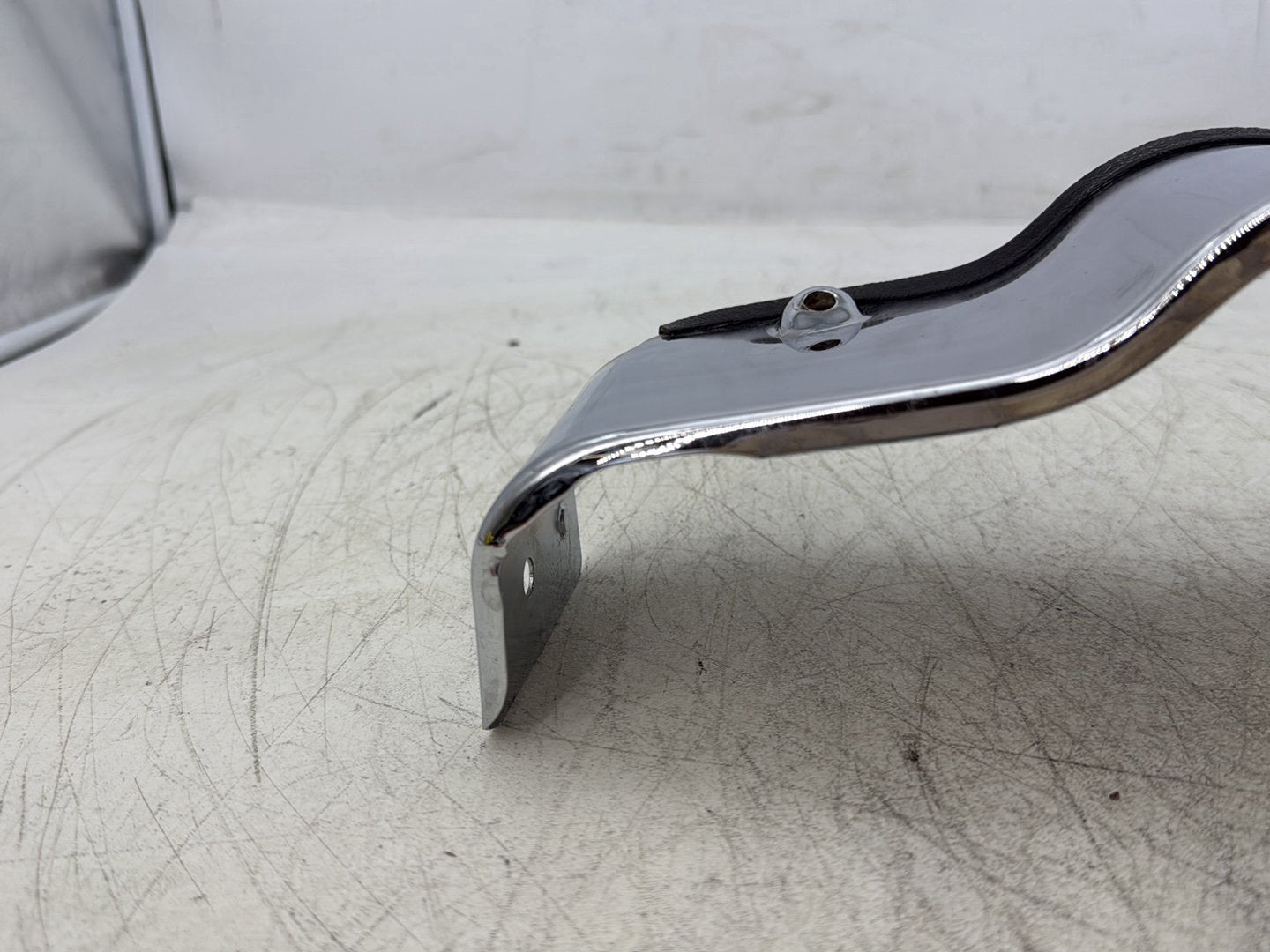 2007 Harley Touring FLHTC Electra Glide Classic OEM Front Lower Fairing Outer Skirt 58208-96A