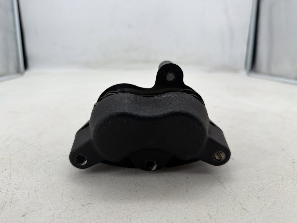2016 Harley Dyna Fat Bob FXDF 103 OEM Front Right 1 Brake Caliper
