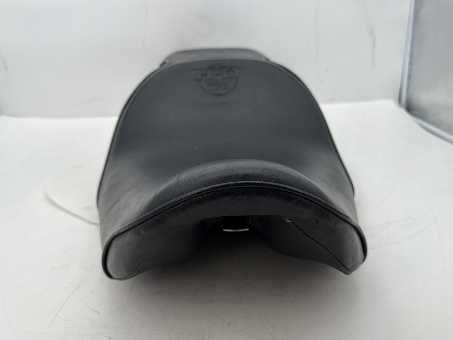 2002 Harley Dyna FXD Super Glide OEM Passenger Rider Driver Seat Saddle