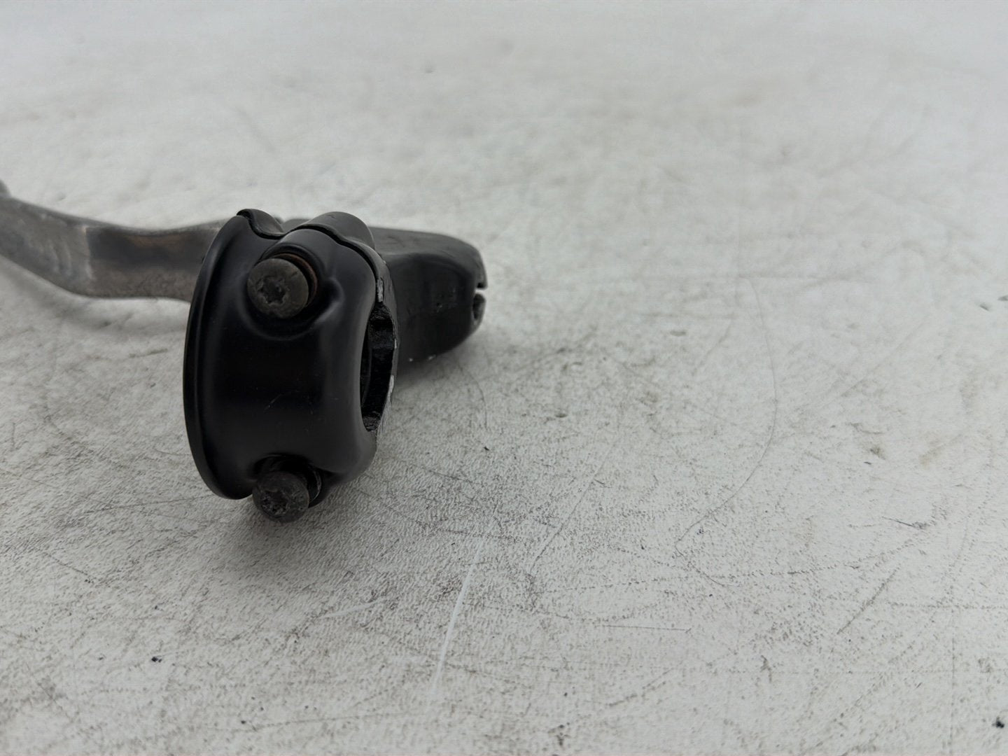 2009 Harley Street Glide Touring FLHX OEM Front Left Hand Clutch Control Lever