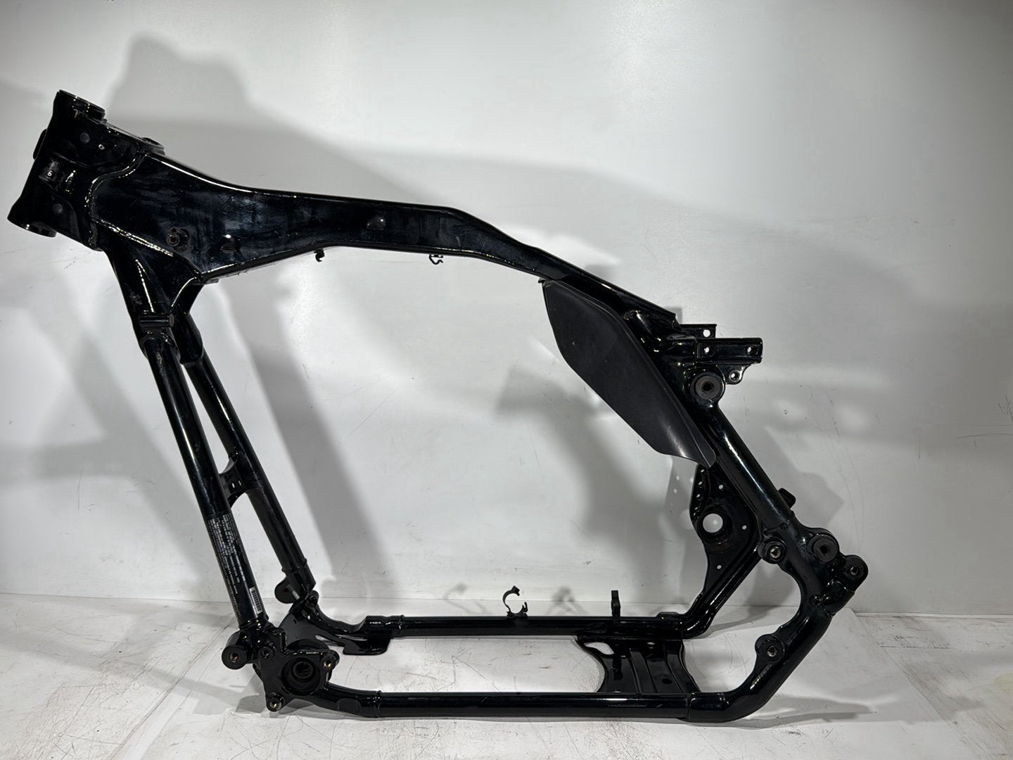 2011 Harley Electra Glide Ultra FLHTK OEM Body Main Frame Chassis SLVG