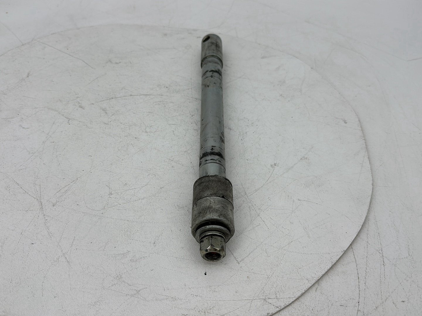 1999 - 2006 Harley-Davidson Touring Electra Glide Ultra Front Wheel Axle Bolt Shaft 43364-00